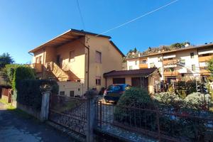 Ampia Bifamiliare Indipendente con Giardino