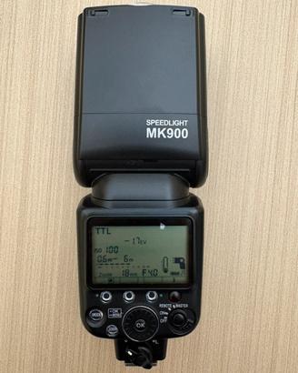 Flash Meike MK900 per Nikon