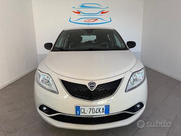LANCIA Ypsilon 1.2 69 CV 5 porte. Platinum