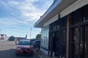 Locale commerciale montalto marina (VT)