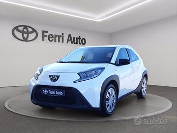 TOYOTA Aygo x 1.0 active 72cv