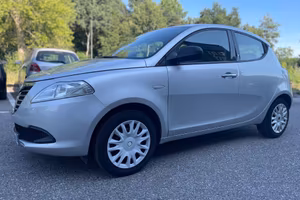 Lancia Ypsilon 1.2 69 CV 5 porte*Neopatentati*Solo
