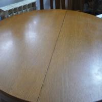 tavolo da sala con sedie 