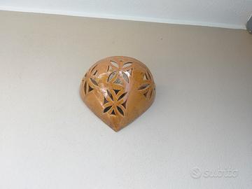 2 applique in ceramica smaltata