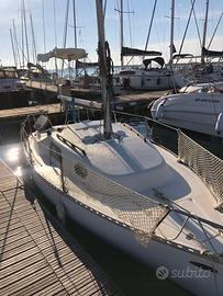 Barca a vela Tucano cant. Plastivela e carrello