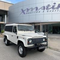 LAND ROVER Defender 110 2.4 TD4 Hard Top 3 pt. P