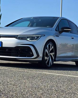VOLKSWAGEN GOLF 8 R-Line 1.5 eTSI Mild Hybrid DSG
