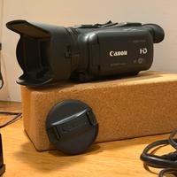 VIDEOCAMERA CANON LEGRIA HF G30-OTTIME CONDIZION