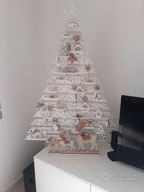 ALBERO DI NATALE IN PALLET