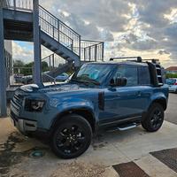 Defender 90 3.0 Cc. 200 Cv. X Dynamic SE 