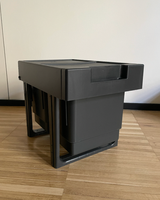 Pattumiera di design ESSETRE