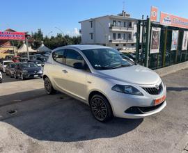 Lancia Ypsilon 2021 Gold