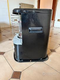 Stufa a combustibile liquido