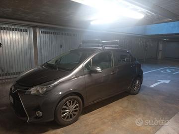 toyota Yaris 1300 benzina