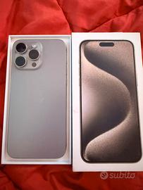 iPhone 15 Pro Max - Pari al nuovo