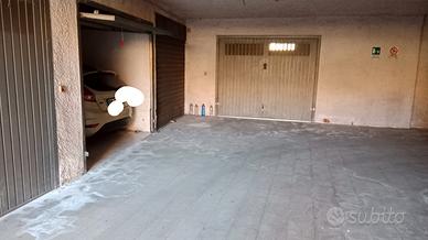 Box garage