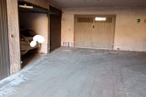 Box garage