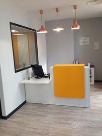 bancone reception 