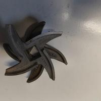 COLTELLA TRITACARNE 22