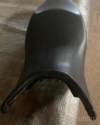 Sella Honda Hornet 600