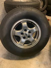 Pneumatici e cerchi Land Rover Discovery