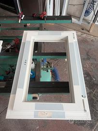 Finestrino pvc