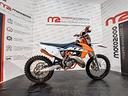 moto-da-cross-ktm-125-modello-sx-2022-a-carburator