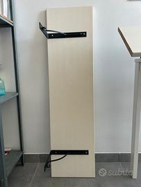 Mensole in legno con staffe