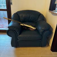 Poltrona in pelle blu