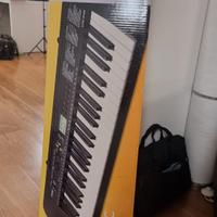 Pianola Casio e supporto 