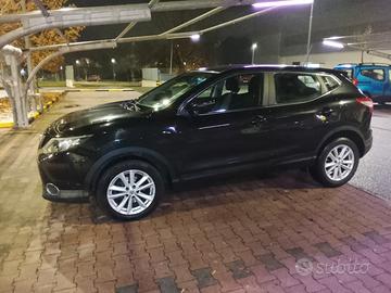 NISSAN QASHQAI 1.5 dCi Acenta