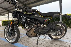 Husqvarna Svartpilen 401 - 2019 E5