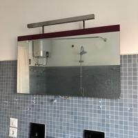 Lavandino e specchio bagno