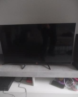 tv Akai 45 pollici 