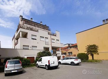 Appartamento Legnano [Cod. rif 3148013VRG] (Flora)