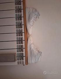 Jordan 1 Mid