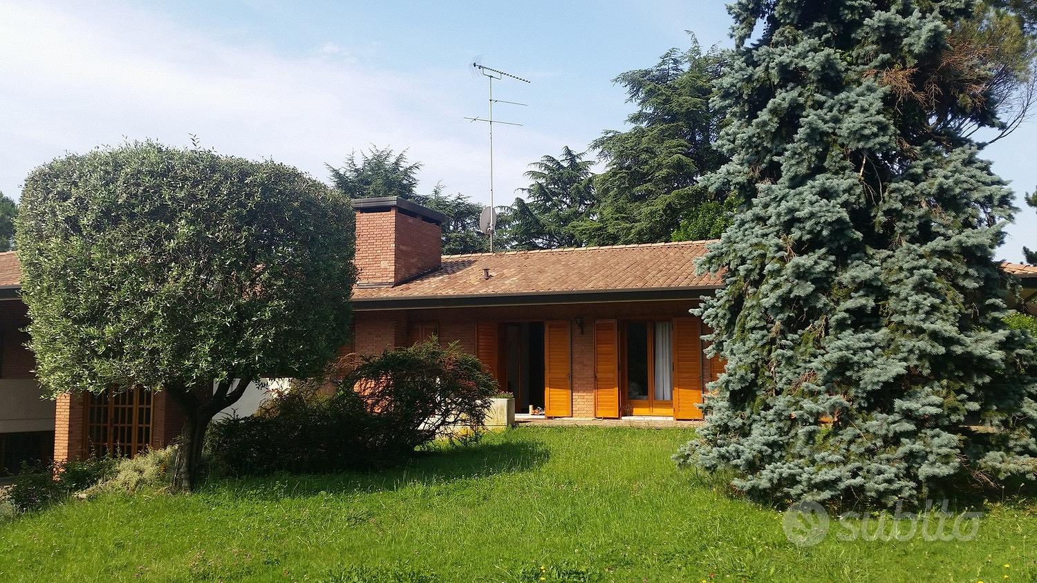House, 570 m²