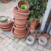 vasi/sottovasi terracotta e plastica