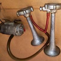 Kit trombe claxon bitonali Fiamm con compressore