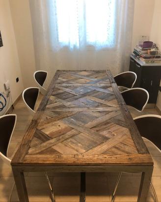 Tavolo artigianale in legno massello e ferro