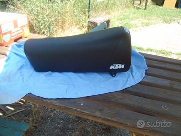 sella e fiancatine KTM 1979