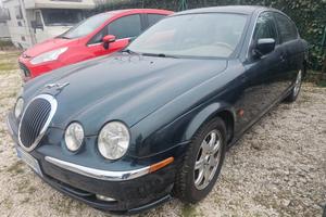 Jaguar S-Type 3.0 V6 LEGGERE BENE KEGGERE BENE