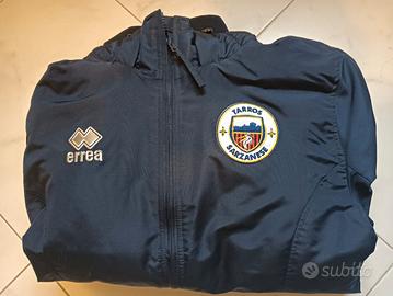 giubbotto sportivo errea con stemma tarros Sarzana