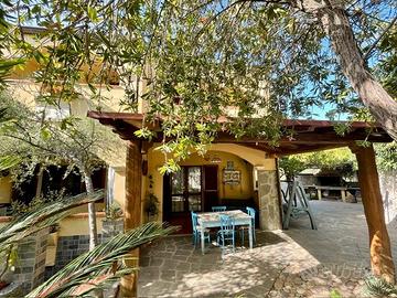 Villasimius Appartamento 2 Livelli con Giardino
