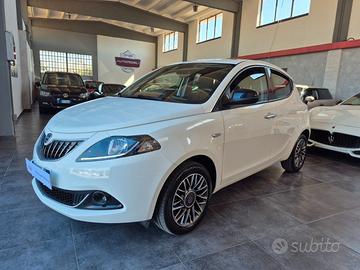 Lancia Ypsilon 1.0 FireFly Hybrid Gold PREZZO REAL