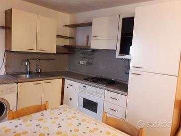 Cucina completa di elettrodomestici compreso lavat