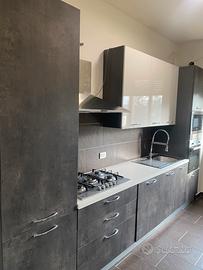 Cucina lineare completa