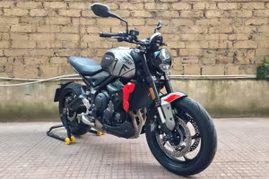Triumph Trident 660