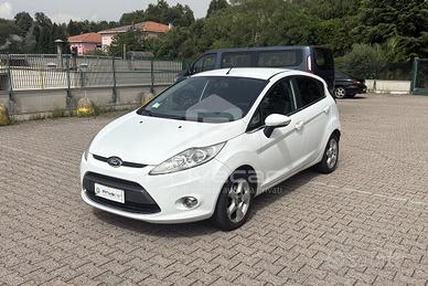 FORD Fiesta 1.4 TDCi 70CV 5 porte Titanium