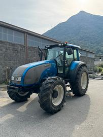 Trattore Valtra T140 del 2006